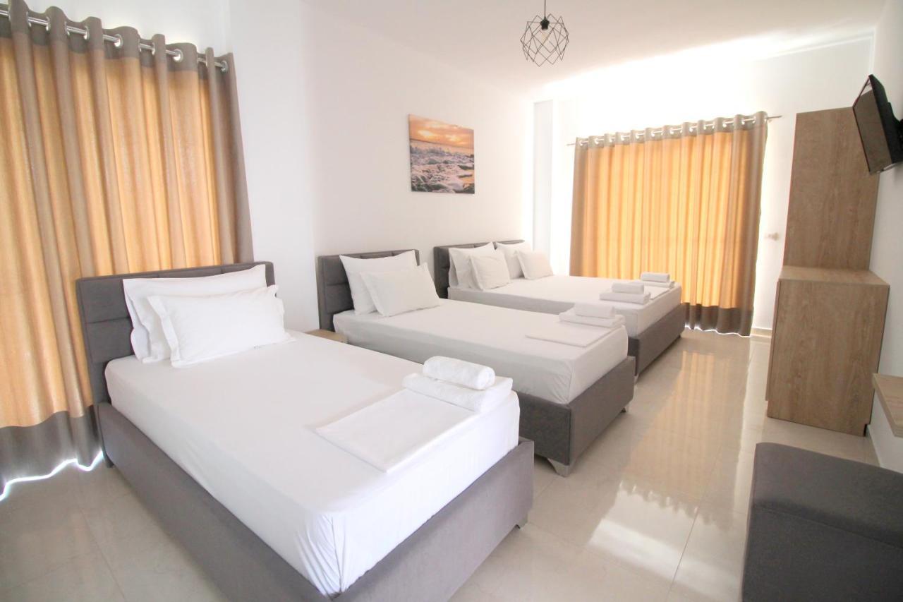 קסאמיל J&B Hotel מראה חיצוני תמונה