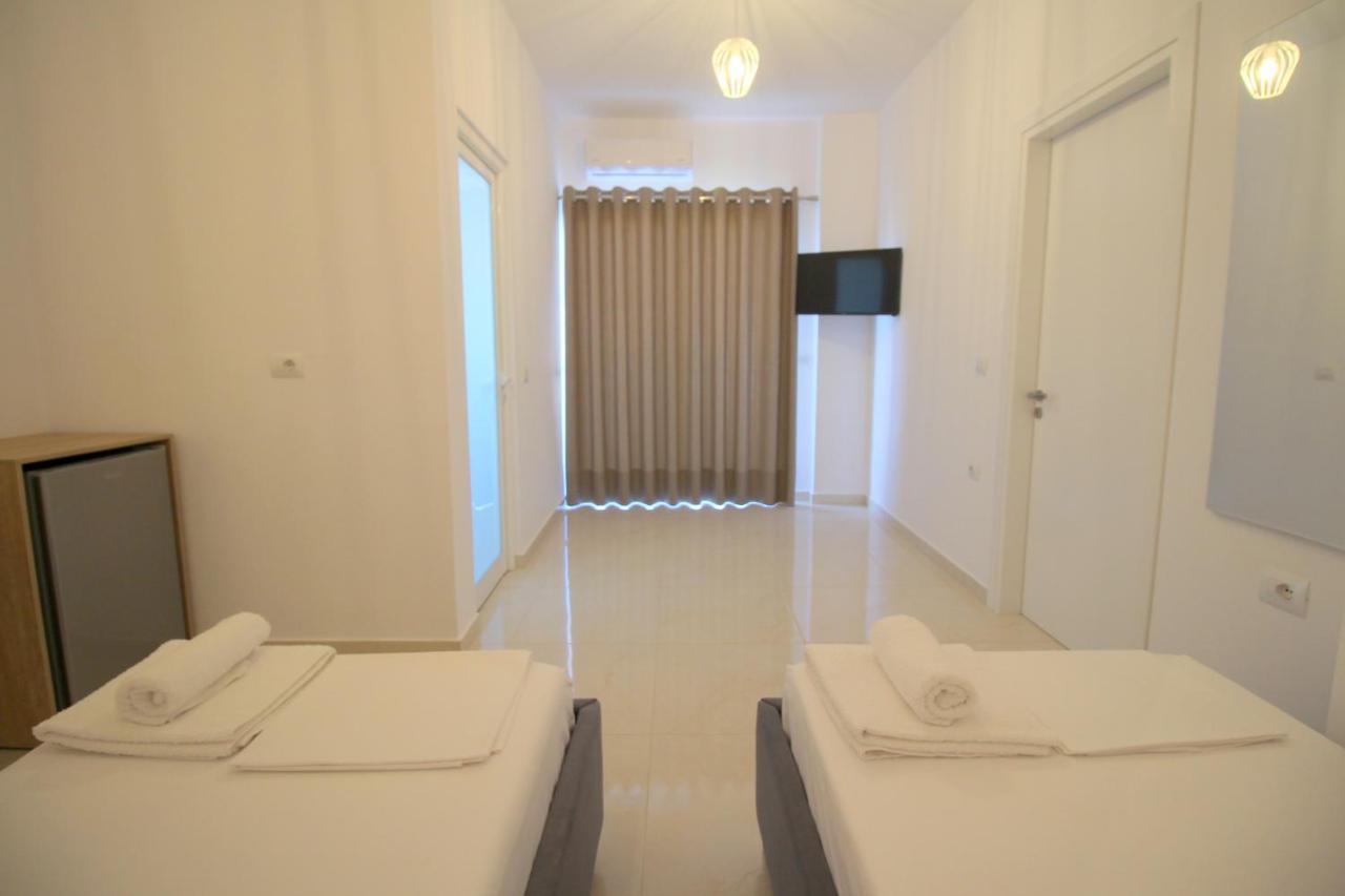 קסאמיל J&B Hotel מראה חיצוני תמונה