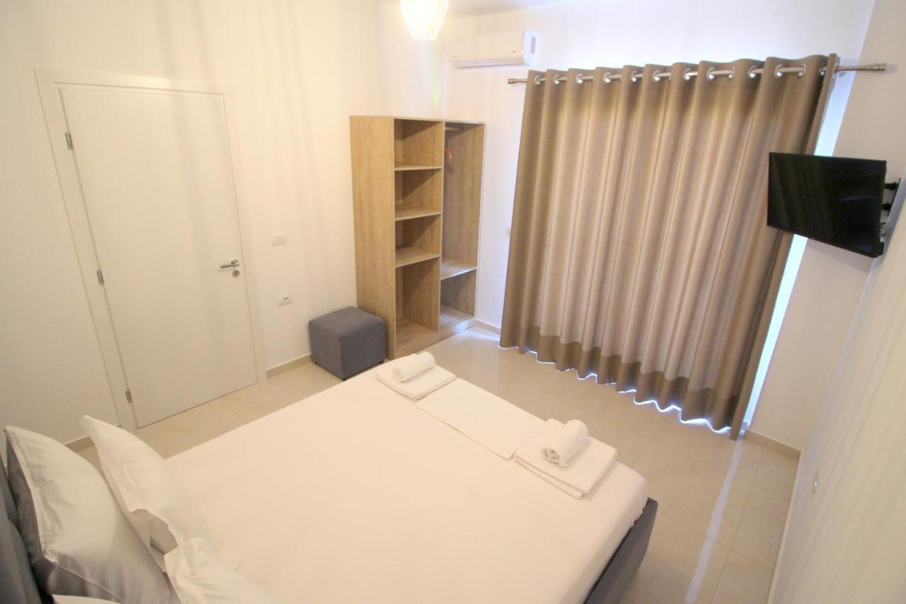 קסאמיל J&B Hotel מראה חיצוני תמונה