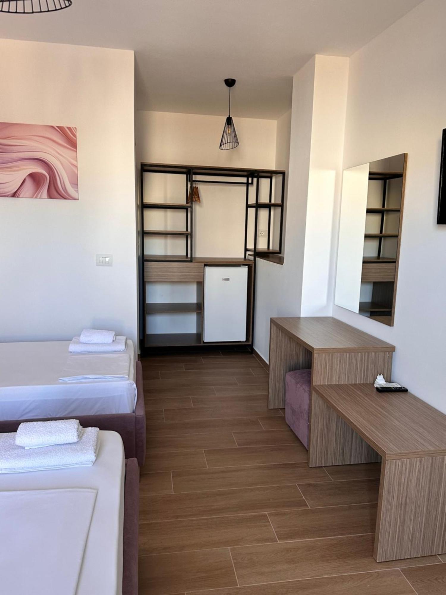 קסאמיל J&B Hotel מראה חיצוני תמונה
