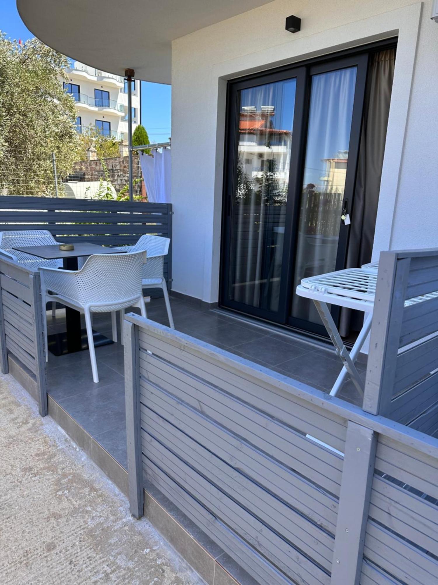 קסאמיל J&B Hotel מראה חיצוני תמונה